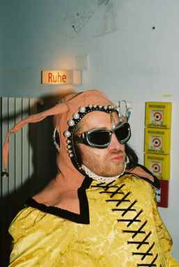 Munich Kammerspiele Backstage with Samuel Koch at proteus 2481