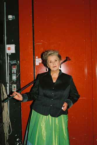 Munich Kammerspiele Backstage with Traute Hoess at Wachse oder weiche