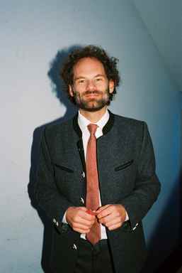 Munich Kammerspiele Backstage with Maximilian Schafroth at Wachse oder weiche