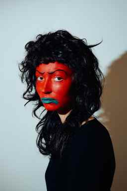 Alice Lefebvre in clown makeup at the Otto-Falckenberg-Schule